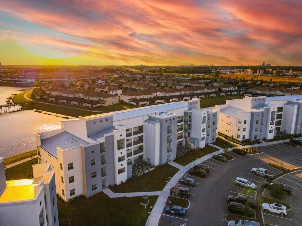 Gorgeous 2Br Lakeview Condo With Waterpark Kissimmee Extérieur photo